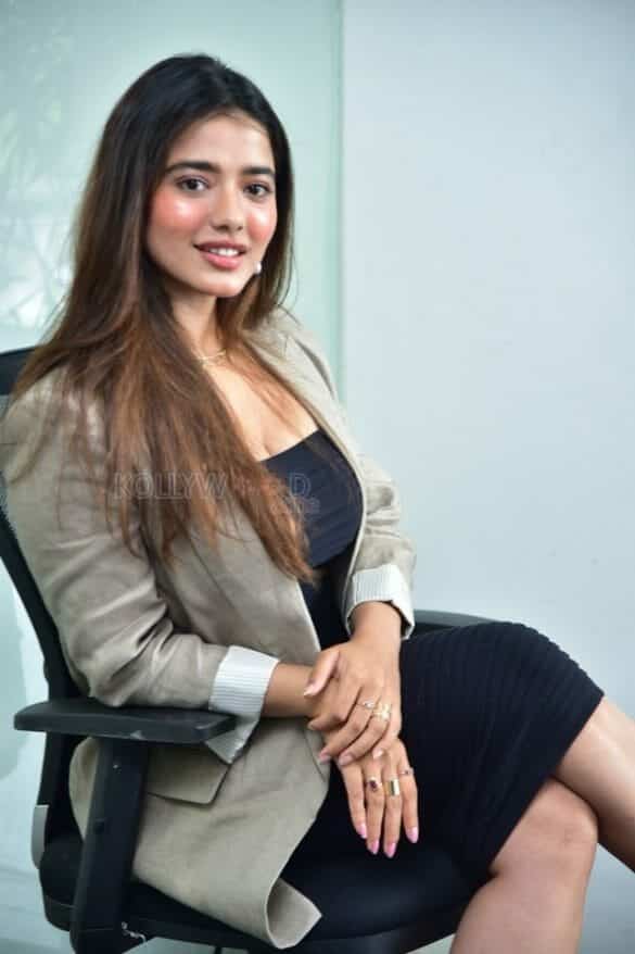 Actress Ketika Sharma At Bro Interview Photos 08 237350 Kollywood Zone