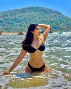 Sexy Nikita Sharma Bikini Pictures 01 248875 Kollywood Zone