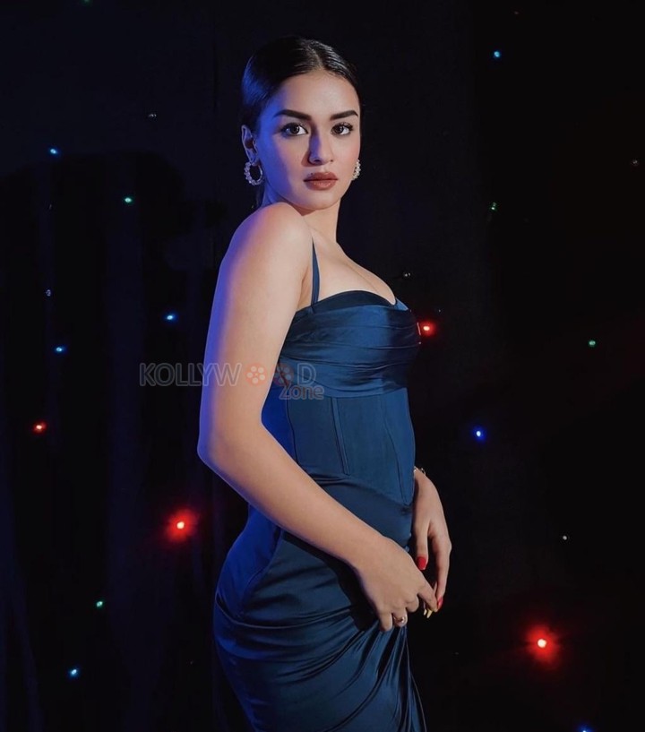 Sexy Avneet Kaur in a Blue Satin Bodycon Mini Dress Photos 02