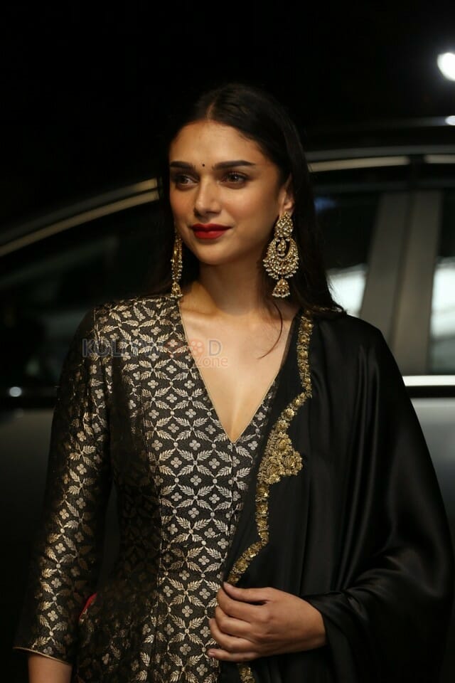 Actress Aditi Rao Hydari At Antariksham Movie Pre Release Event Pictures