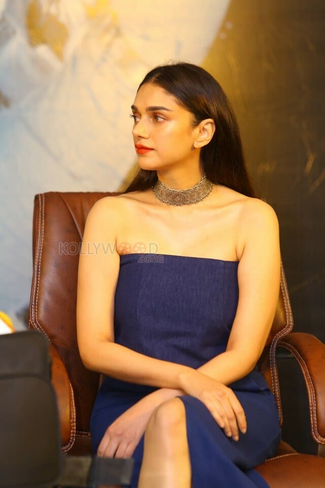 Actress Aditi Rao Hydari At Anthariksham Success Meet Photos