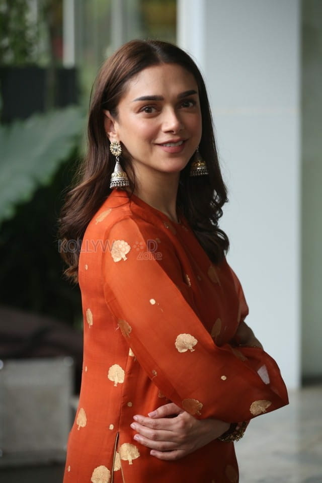 Actress Aditi Rao Hydari at Maha Samudram Movie Press Meet Pictures 19