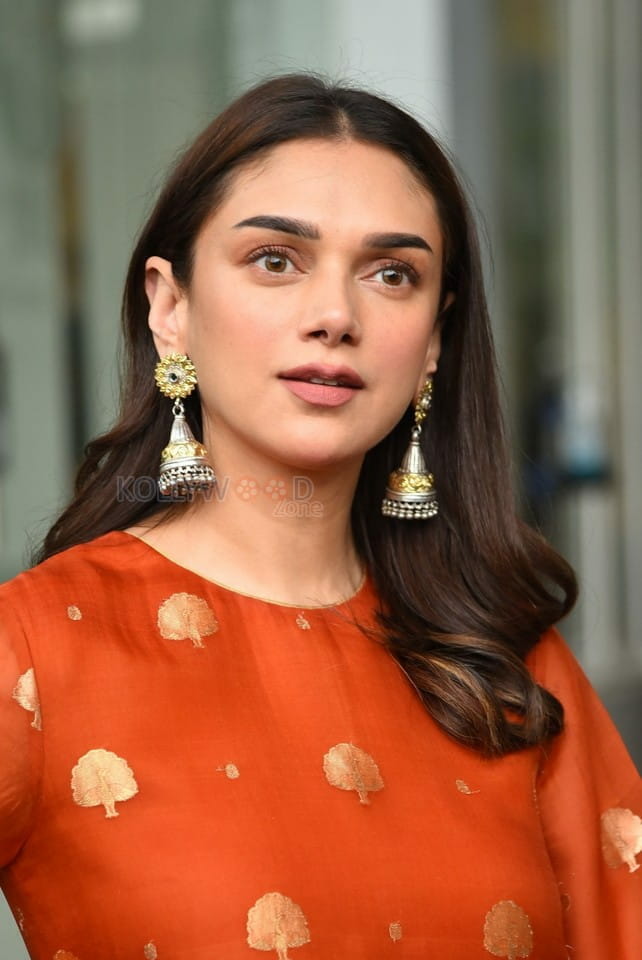 Actress Aditi Rao Hydari at Maha Samudram Movie Press Meet Pictures 24