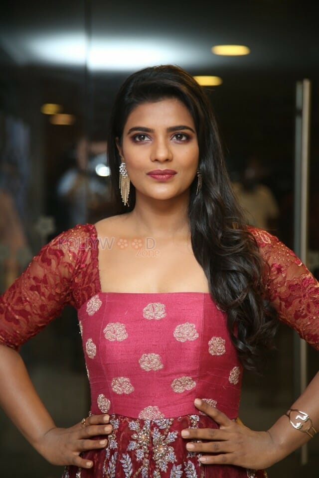 Actress Aishwarya Rajesh At Mis S Match Movie Pre Release Event Photos