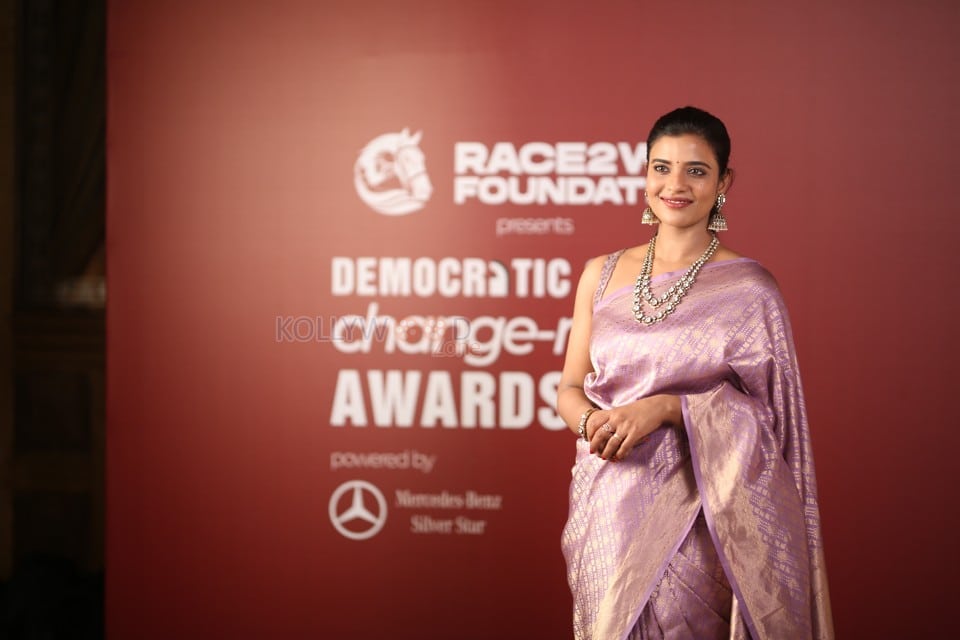 Actress Aishwarya Rajesh at Democratic Sangha Change Maker Awards Photos 04