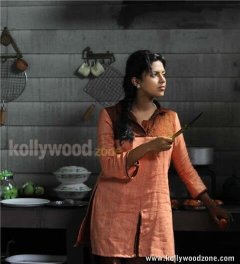 Actress Amala Paul In Aakashathinte Niram Movie Photos