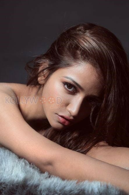 Actress Anaika Soti Hot Photoshoot Photos