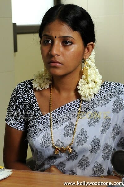 Actress Anjali In Karungali Movie