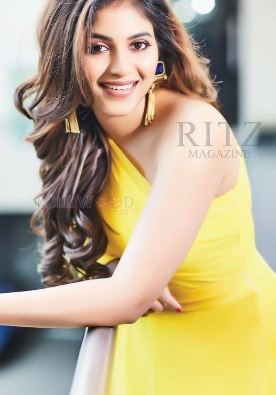 Actress Anjali Ritz Magazine Photos