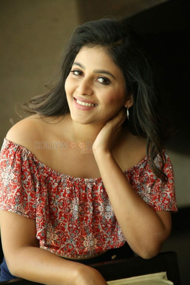 Actress Anjali at Vakeel Saab Movie Interview Photos