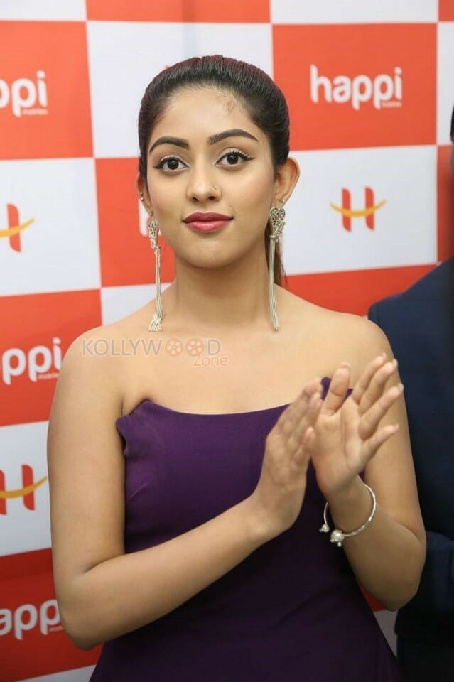 Actress Anu Emmanuel At Happi Mobiles Store Launch Photos