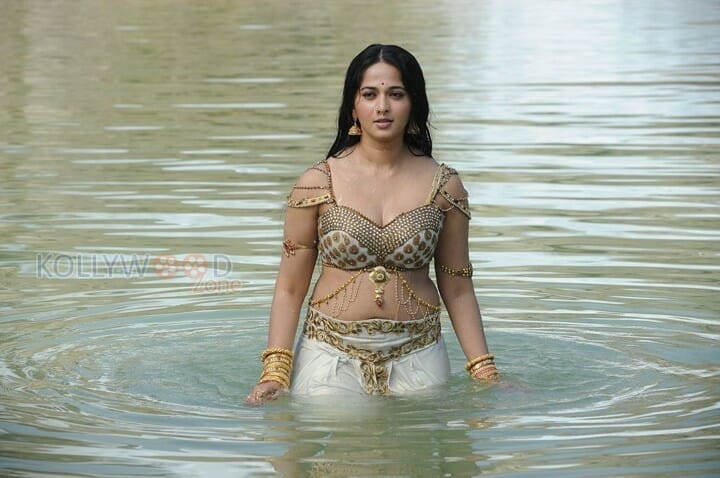 Actress Anushka Shetty In Rudhramadevi Movie Stills