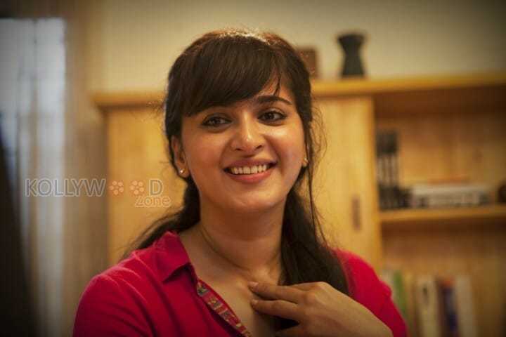 Actress Anushka Shetty In Yennai Arindhaal Movie Photos