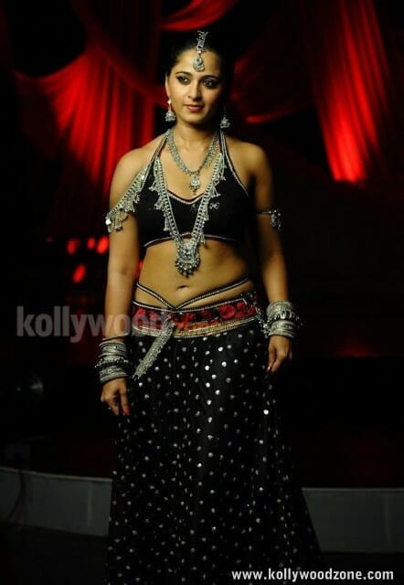 Actress Anushka Shetty Pictures