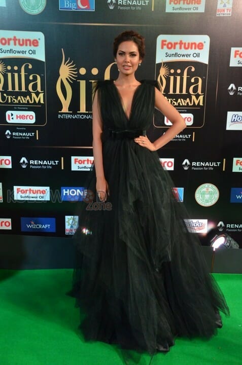 Actress Esha Gupta At Iifa Utsavam Pictures