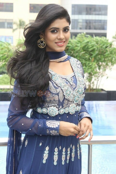 Actress Iniya At Karaioram Press Meet Pictures