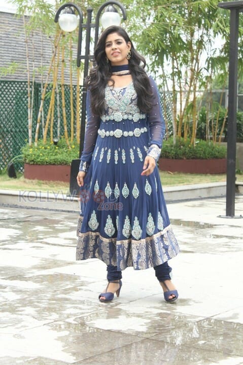 Actress Iniya At Karaioram Press Meet Pictures