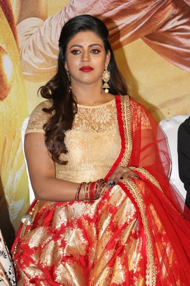 Actress Iniya At Mamangam Press Meet