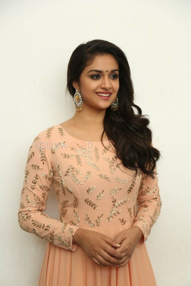 Actress Keerthi Suresh At Nadigaiyar Thilagam Success Meet Photos