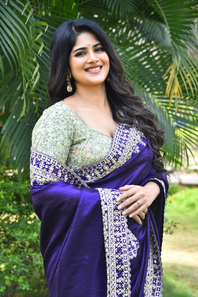 Actress Megha Akash at Vikkatakavi Pre Release Press Meet Pictures 11