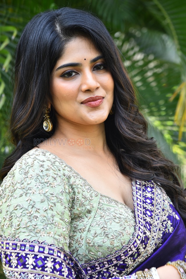 Actress Megha Akash at Vikkatakavi Pre Release Press Meet Pictures 17