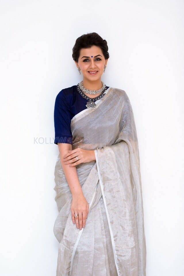 Actress Nikki Galrani Saree Photoshoot Stills