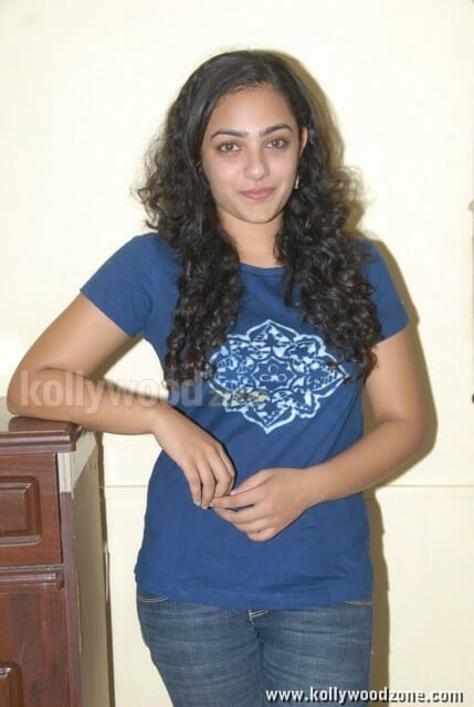 Actress Nitya Menon Sexy In Tshirt And Jeans