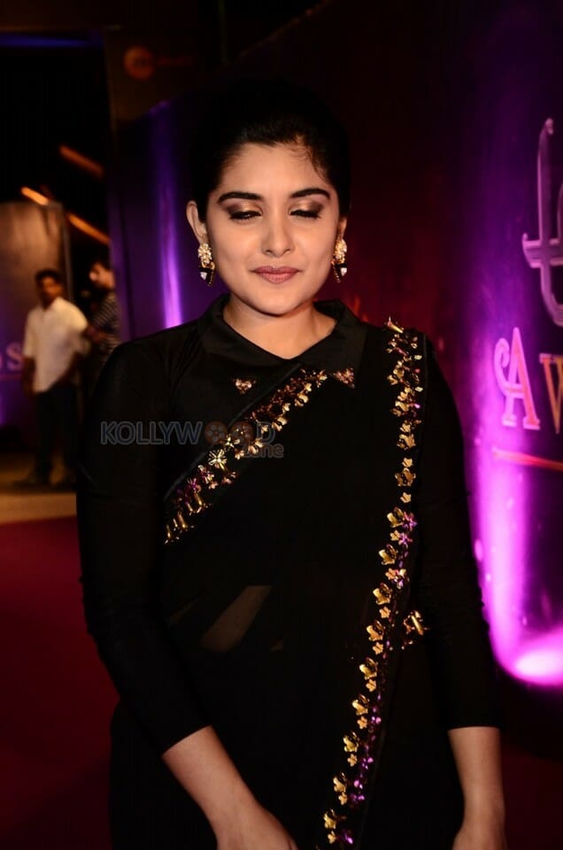 Actress Nivetha Thomas At Zee Apsara Awards Photos