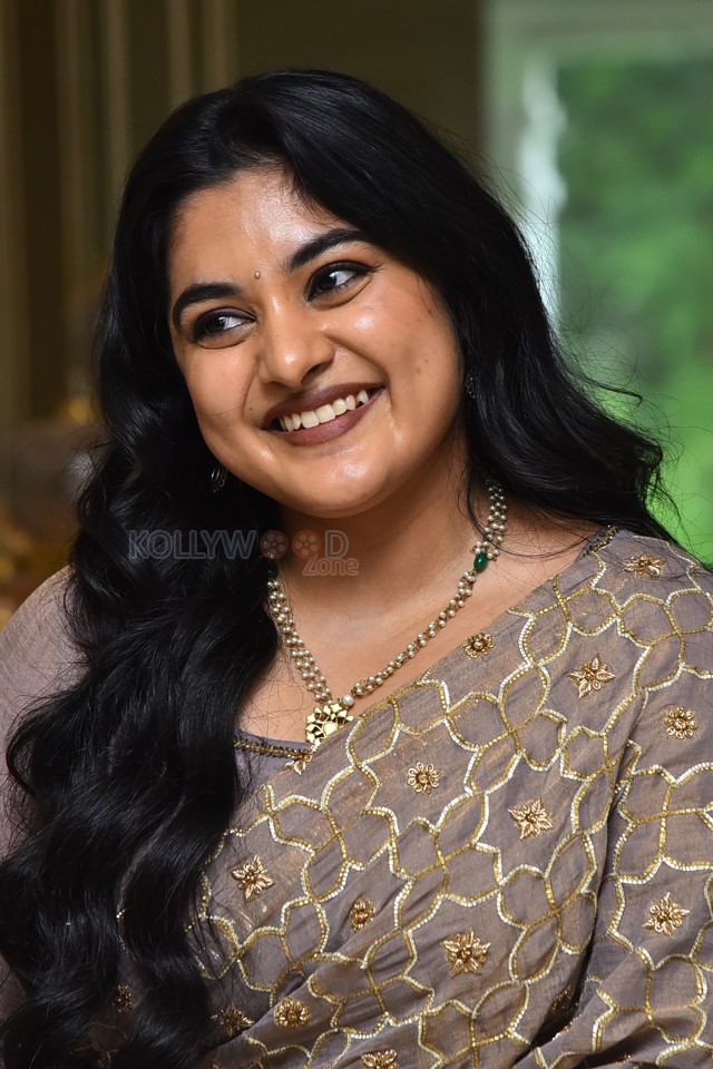 Actress Nivetha Thomas at 35 Chinna Katha Kadu Interview Pictures 05