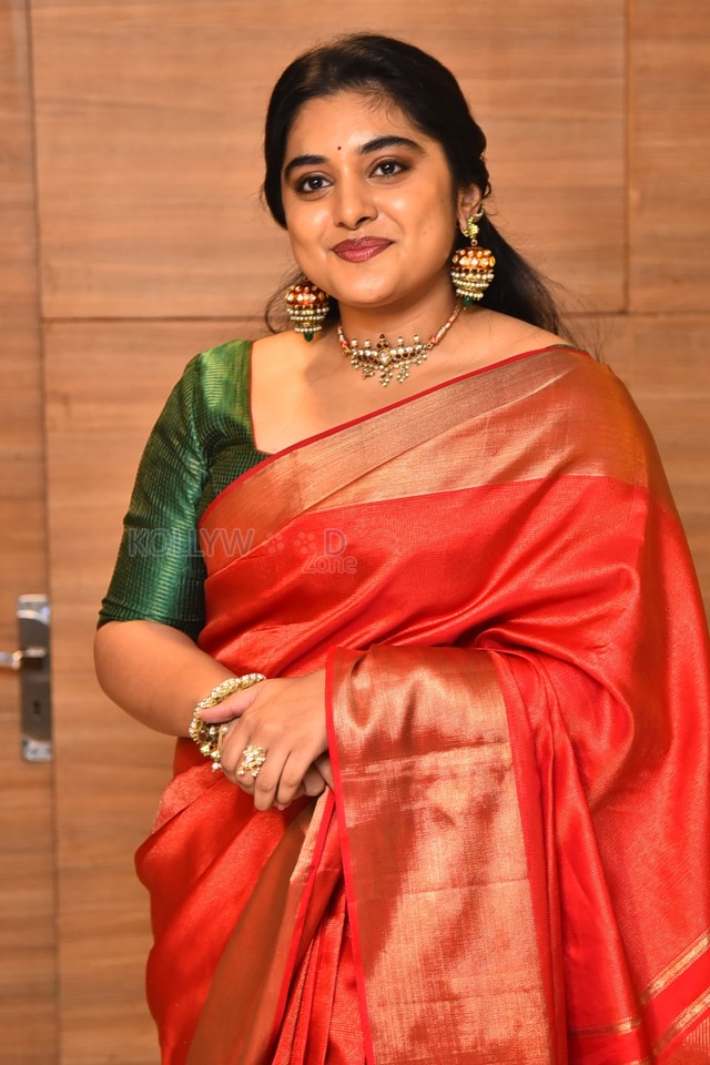 Actress Nivetha Thomas at 35 Chinna Katha Kadu Pre Release Event Photos 14