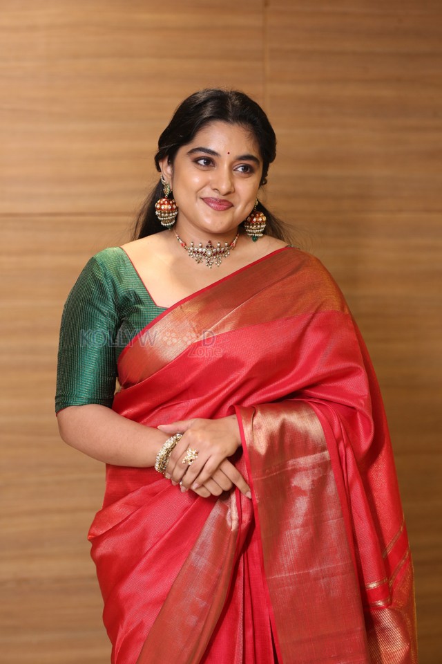 Actress Nivetha Thomas at 35 Chinna Katha Kadu Pre Release Event Photos 24