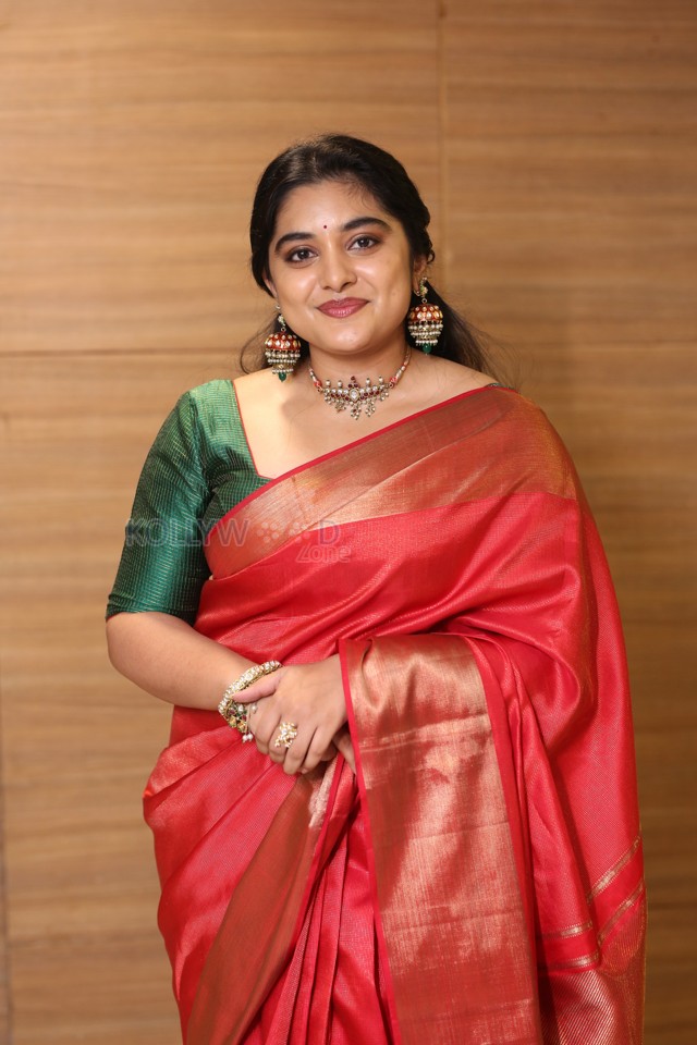 Actress Nivetha Thomas at 35 Chinna Katha Kadu Pre Release Event Photos 26