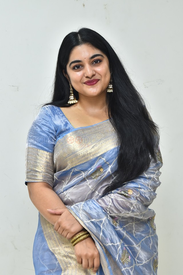 Actress Nivetha Thomas at 35 Chinna Katha Kadu Success Meet Pictures 02