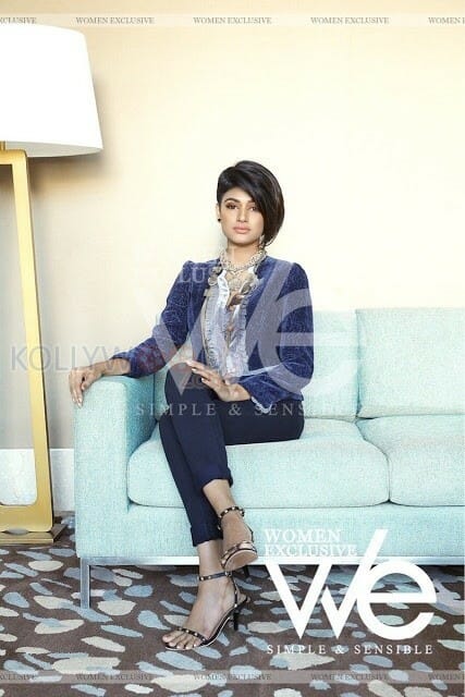 Actress Oviya We Magazine Photos