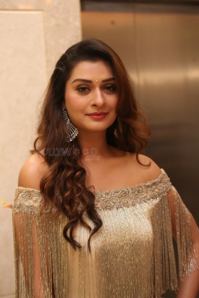 Actress Payal Rajput At Salon Hair Crush Launch Party Pictures