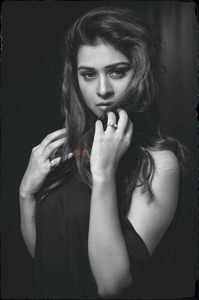 Actress Payal Rajput Sexy Photos