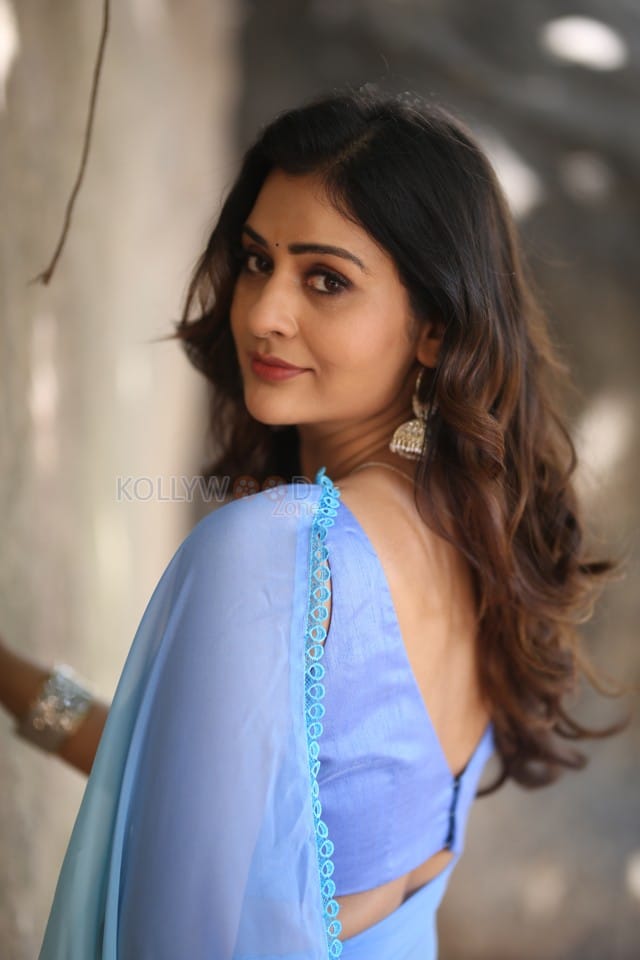 Actress Payal Rajput at Venkatalachimi Movie Launch Photos 12