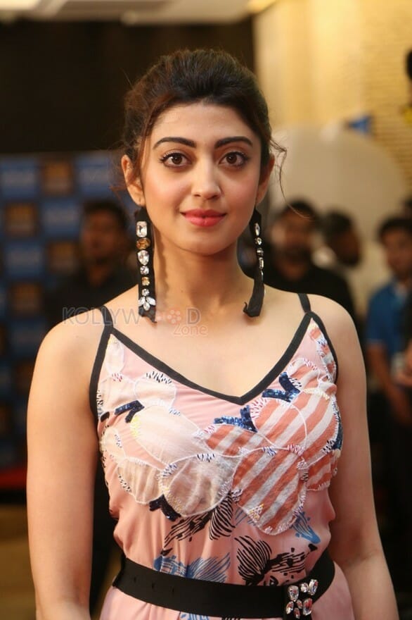 Actress Pranitha At Siima Short Film Awards Photos