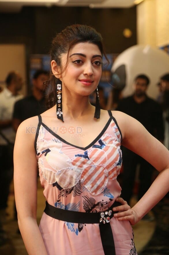 Actress Pranitha At Siima Short Film Awards Photos