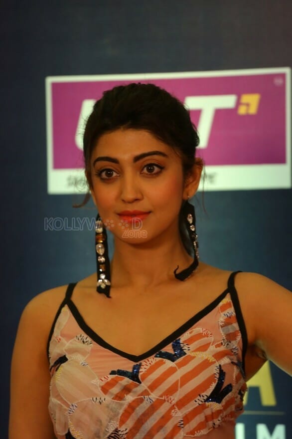 Actress Pranitha Subhash At Siima Short Film Awards Photos