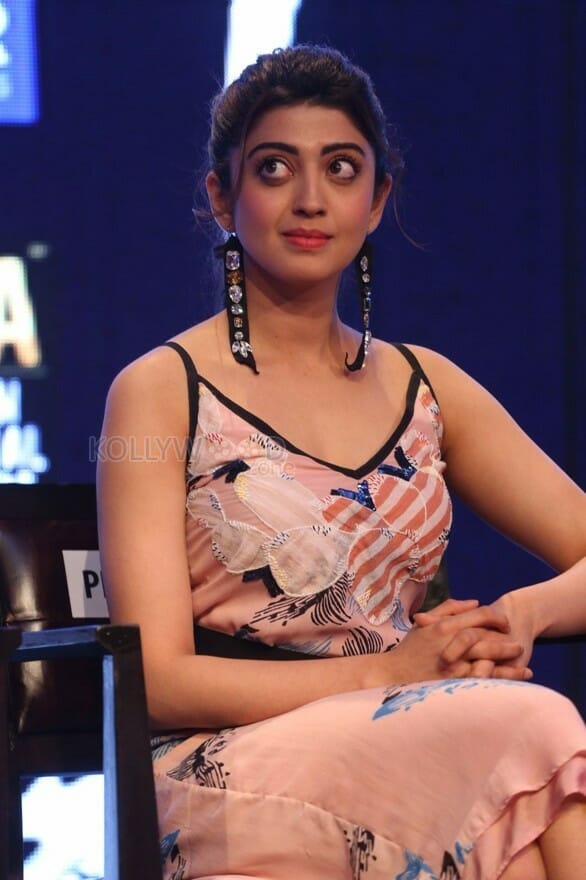 Actress Pranitha Subhash At Siima Short Film Awards Photos