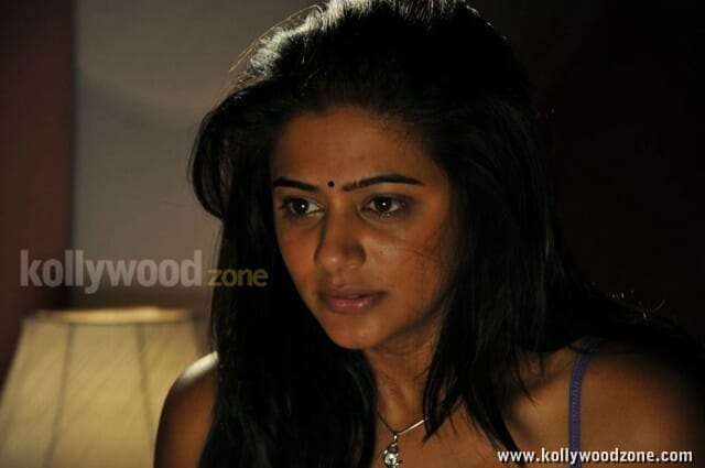 Actress Priyamani Charulatha Movie Pictures