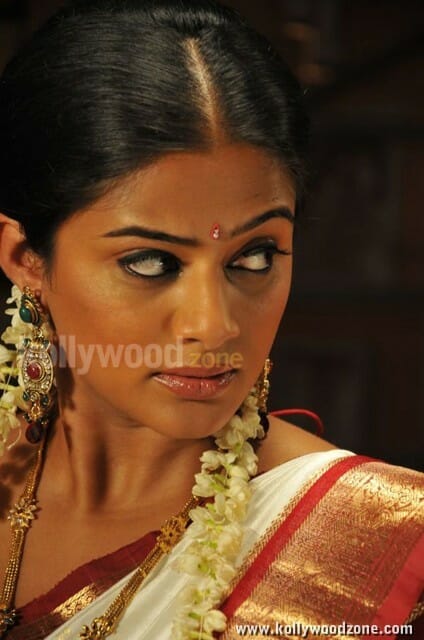 Actress Priyamani Charulatha Movie Pictures