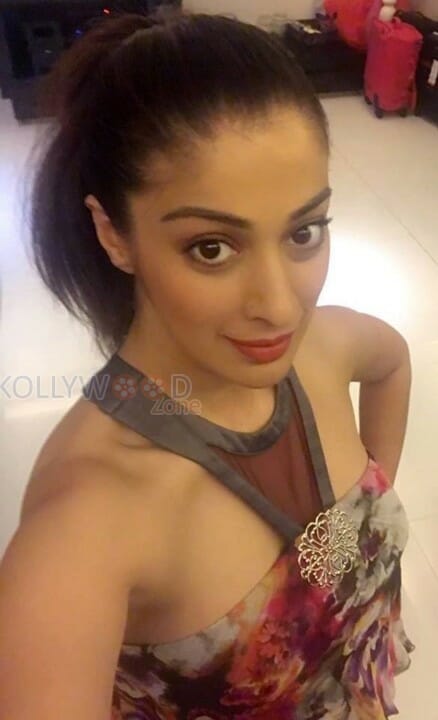 Actress Raai Laxmi Selfie Pictures