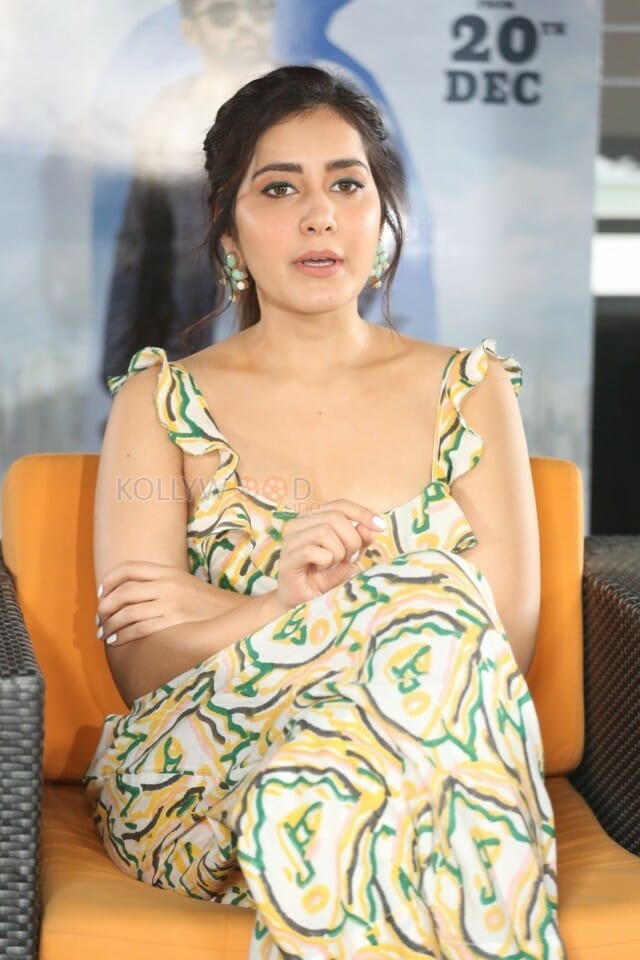 Actress Raashi Khanna At Prathi Roju Pandage Movie Interview Photos