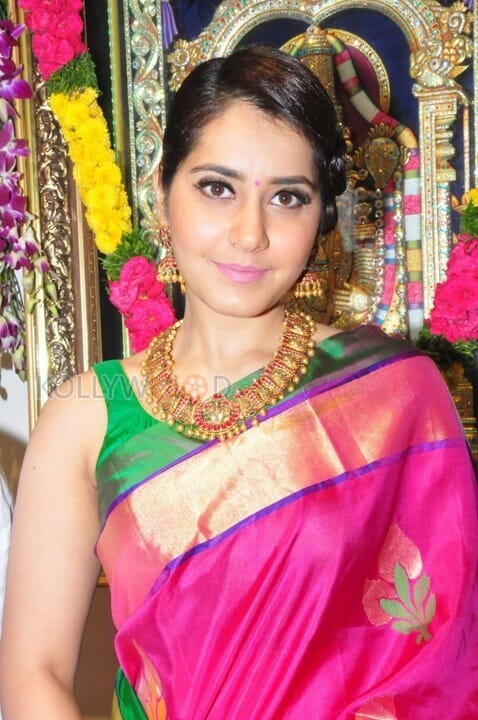 Actress Raashi Khanna In Saree At R