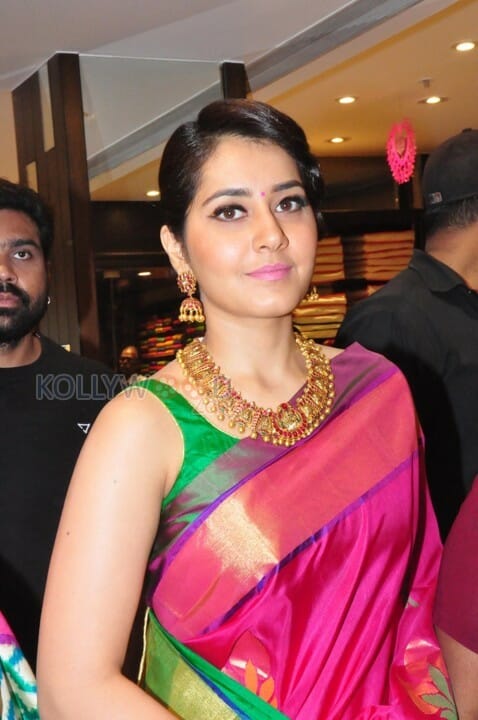 Actress Raashi Khanna In Saree At R