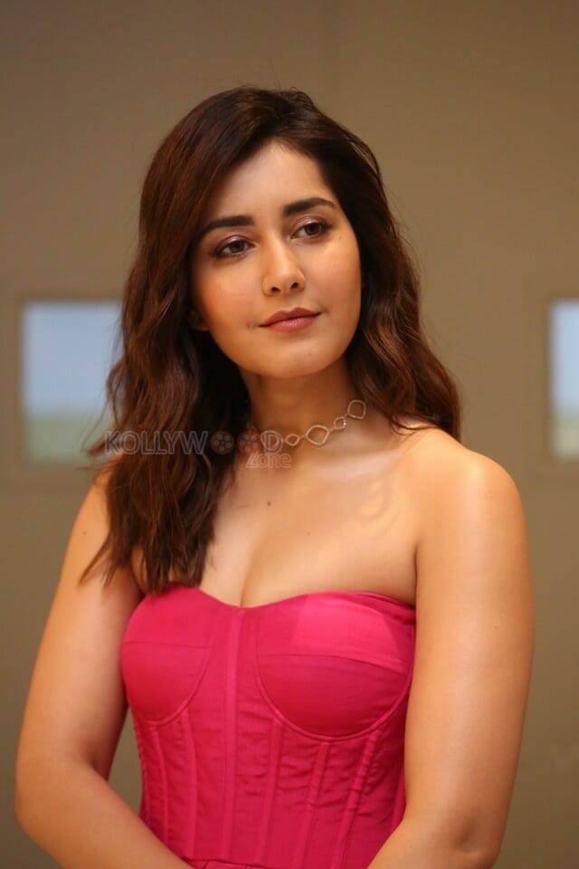 Actress Raashi Khanna Sexy In Red Dress Photos