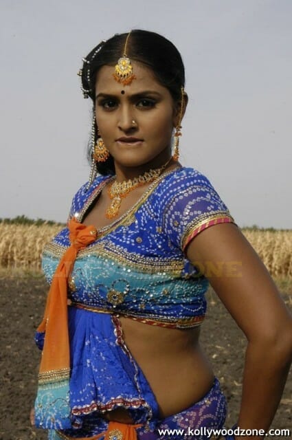 Actress Ramya Nambeesan Pictures