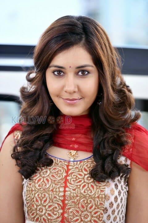 Actress Rashi Khanna In Joru Movie Pictures